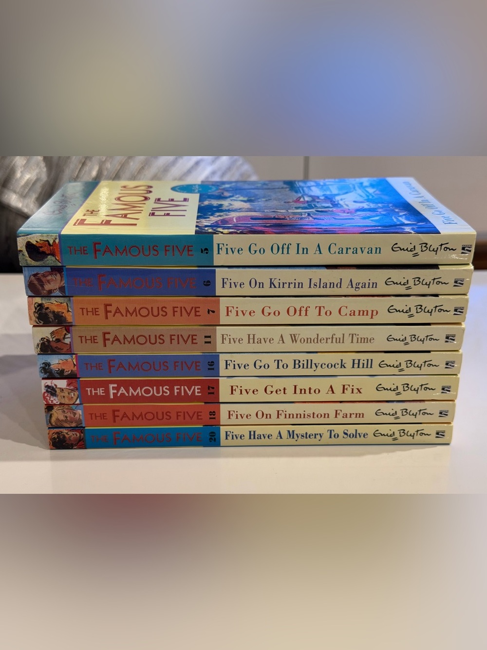 Lot of 8 books - The Famous Five by Enid Blyton PB VGC! #5-7, 11, 16-18, 20